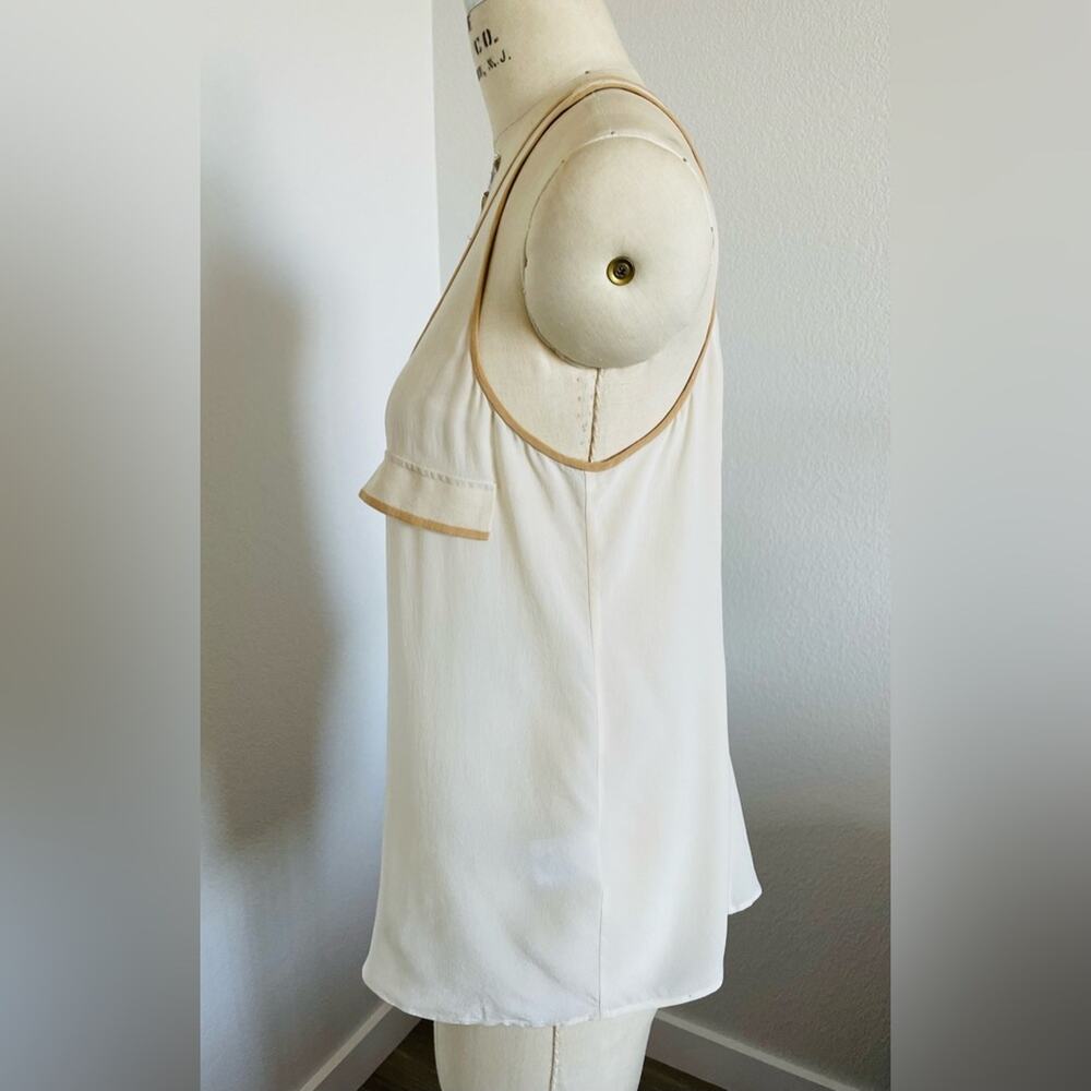 Joie - Silk Cream Tank Top with Pocket Detail size XS - Picture 2 of 10